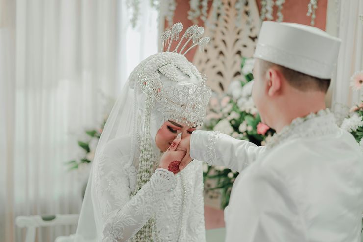 MK Tegaskan UU Perkawinan Tak Halangi Istri Ikut Cari Nafkah Keluarga